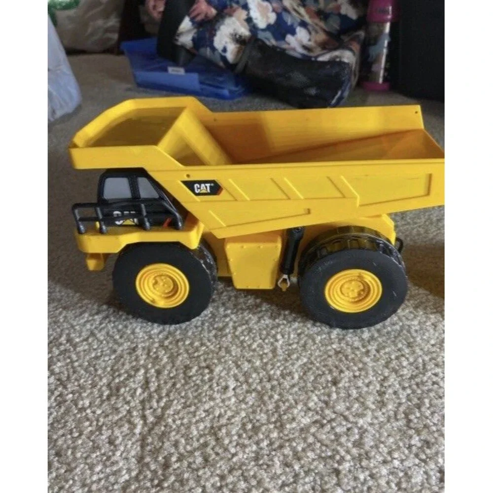 Vintage Toy State CAT Caterpillar Wired Remote Control Dump Truck Working 1990s